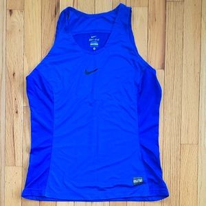Nike tank size M